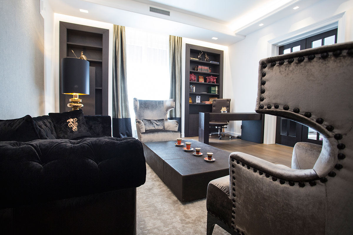Gallery 06